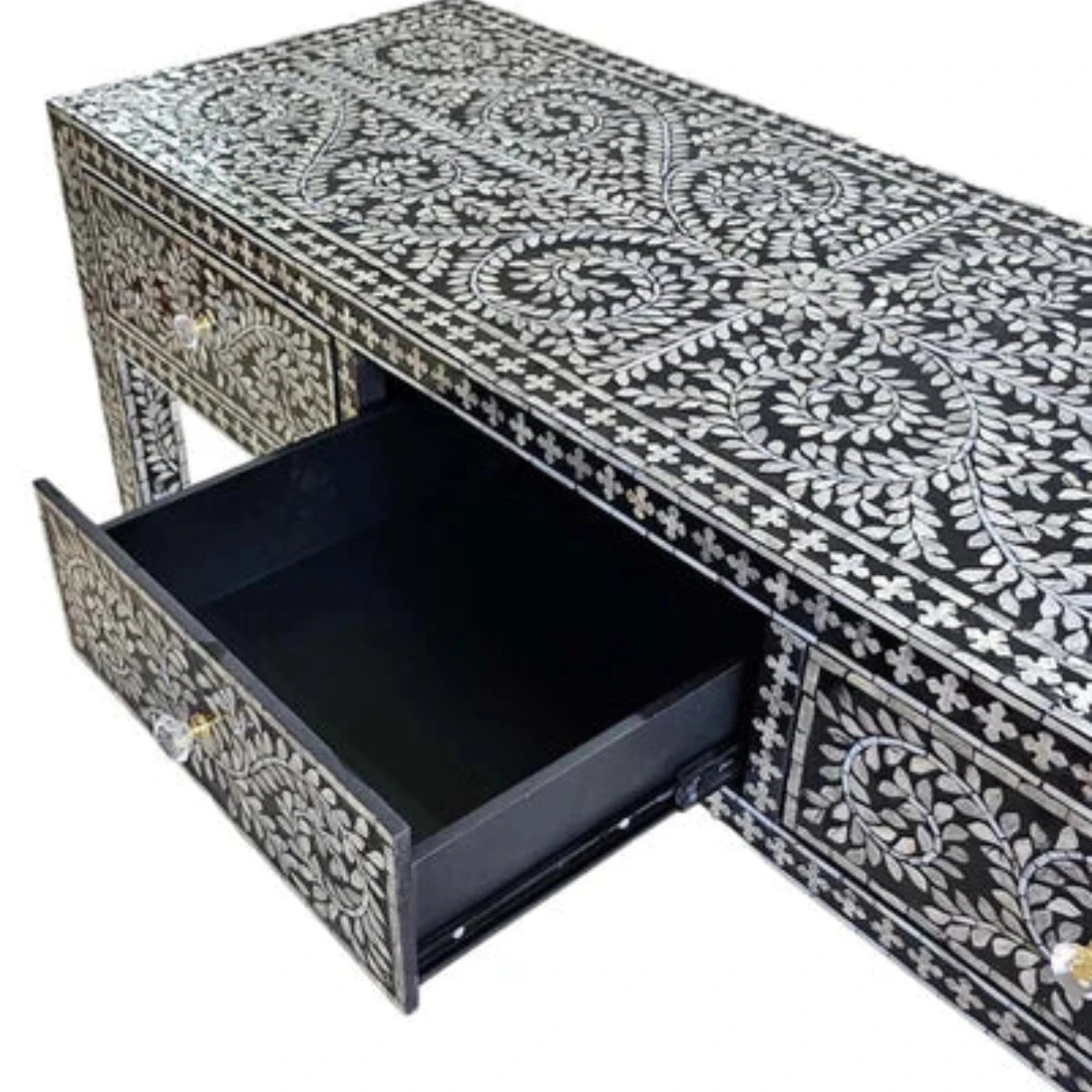 
Virex Mother of Pearl Opulent 3-drawer console table
-houseofhyne