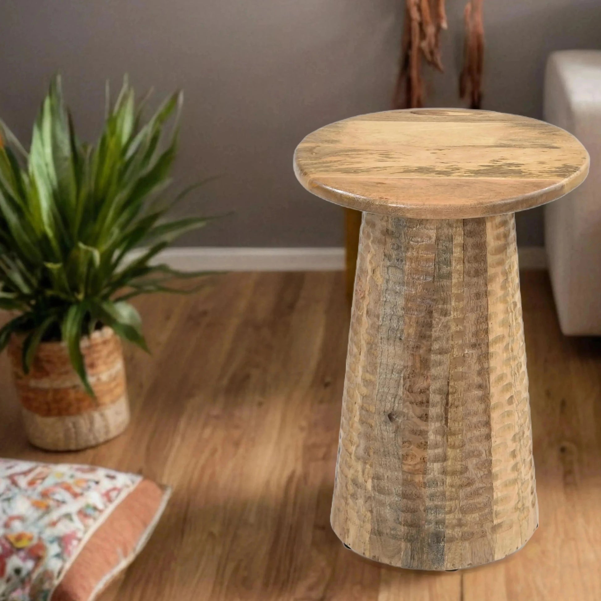 Vyxar Hammered Hand Crafted Hardwood Side Table - Houseof Hyne