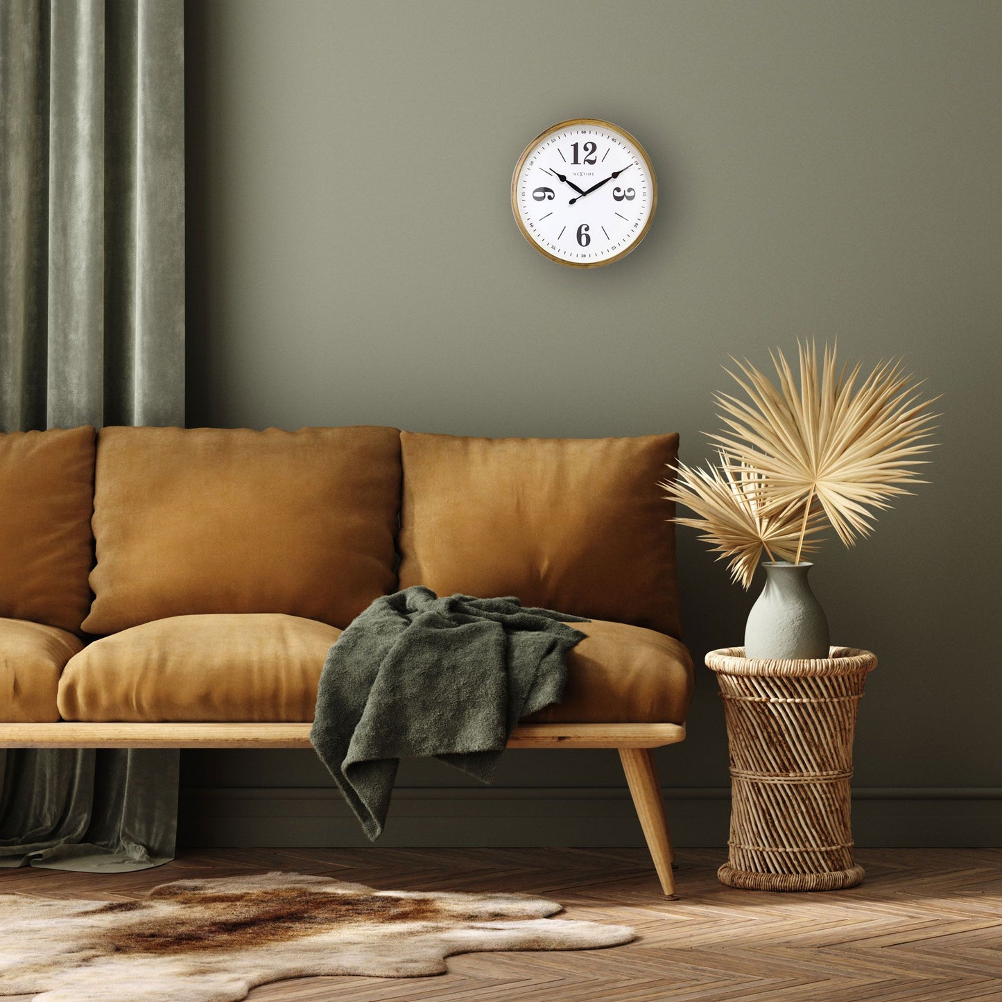 NeXtime Classic Wall Clock in Gold - 39cm - Notbrand