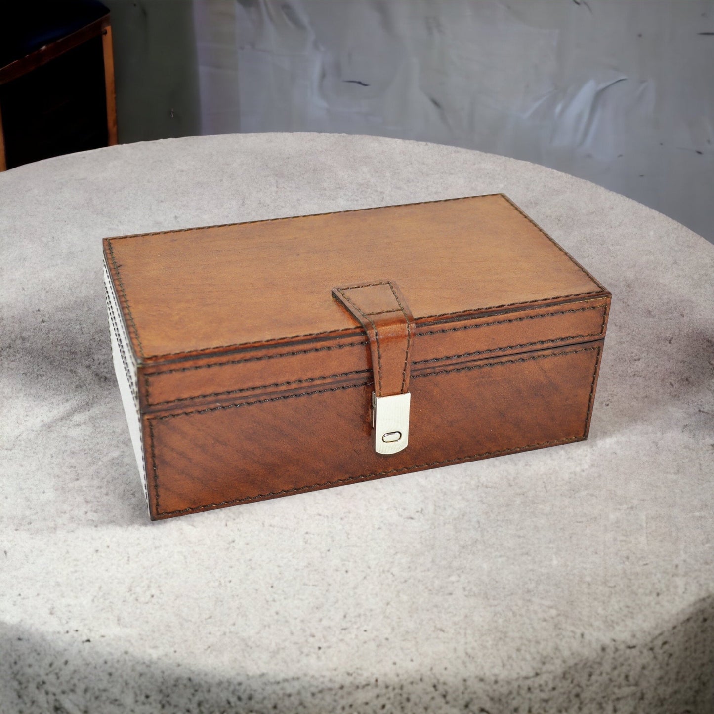 Viktas Tan Leather Accessories Box - Notbrand