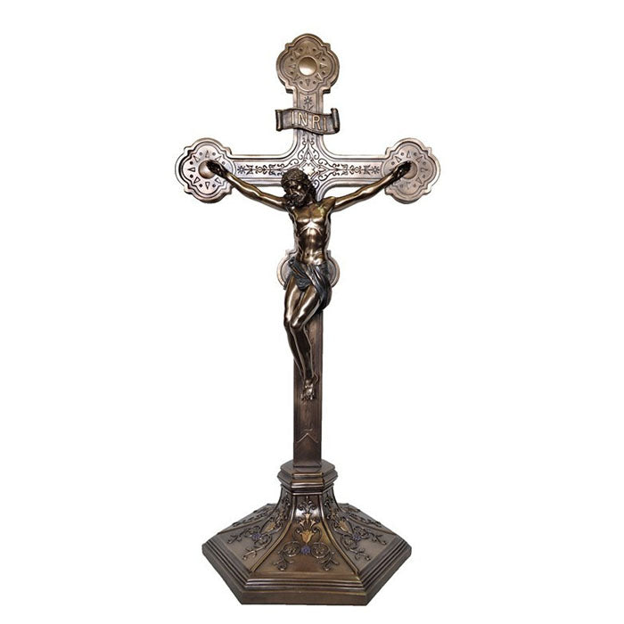 Crucifix On Stand (L) - Notbrand