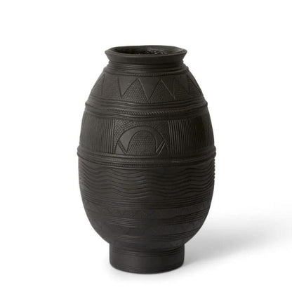 Darius Cement Vase - Black - NotBrand