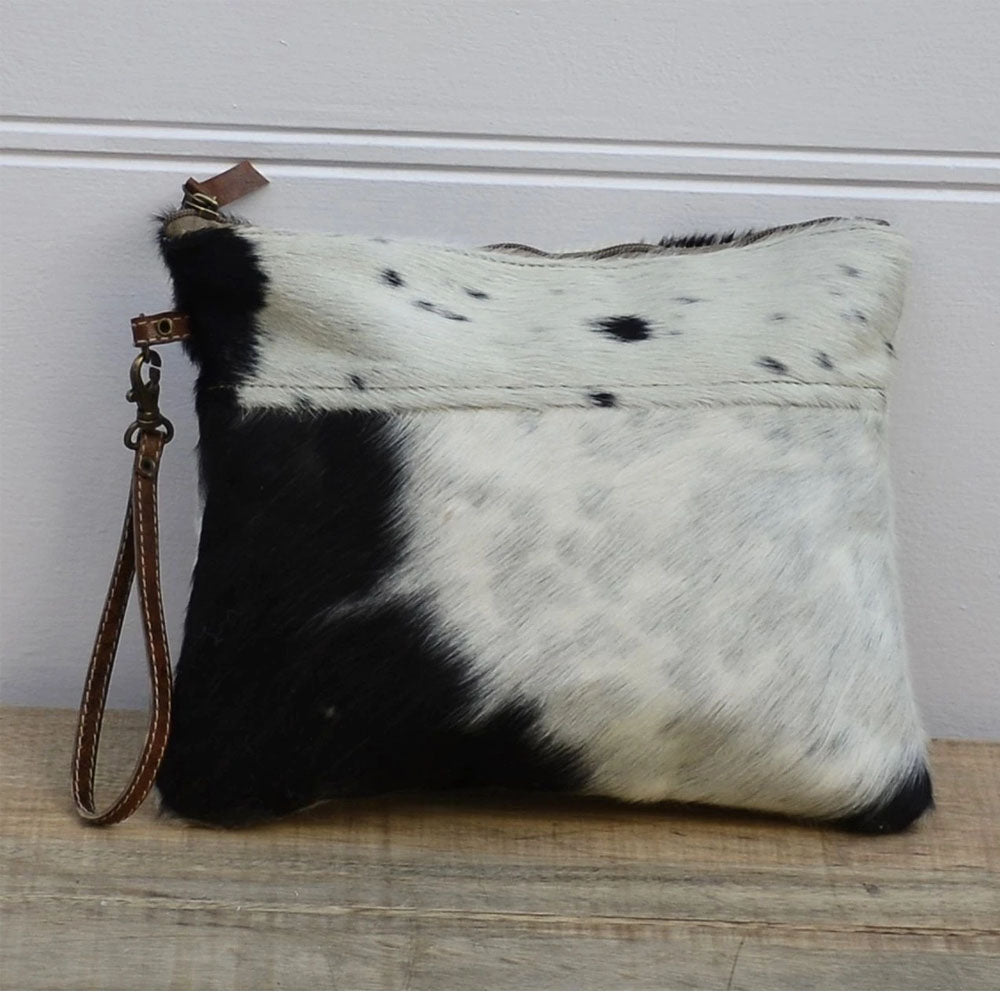 Everyday Cowhide Zip Clutch Bag - Notbrand