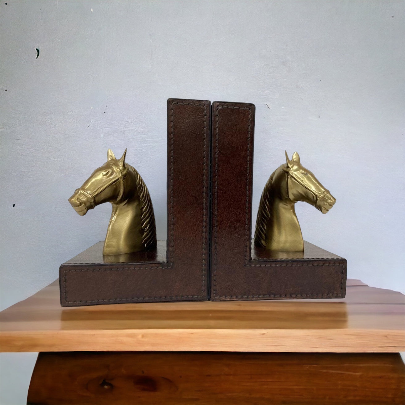 Set of 2 Horse Figurine Bookends - Dark Leather - Notbrand