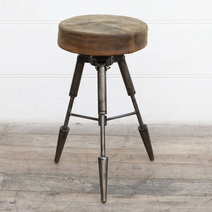 Tripod Leather Stool - Notbrand