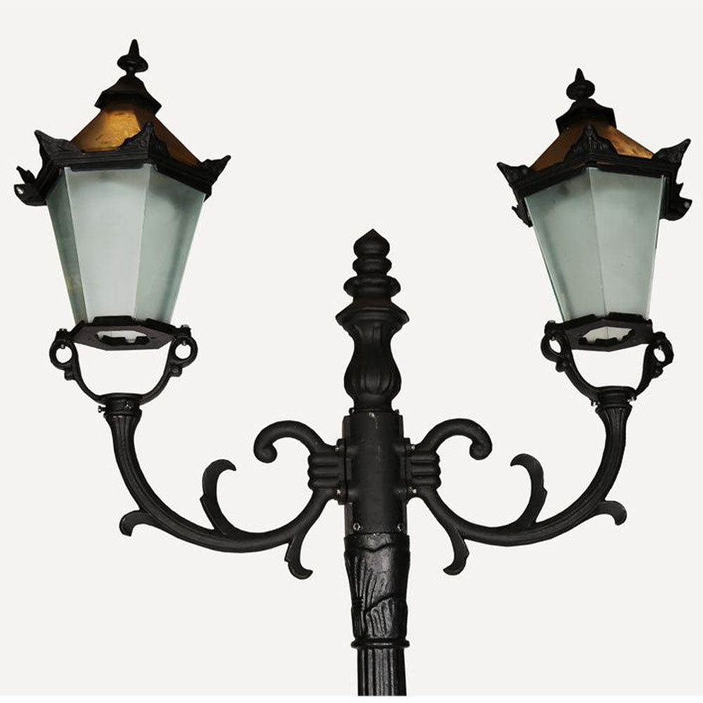 Tudor Twin Lamp in Black - 3.1M - House of Hyne