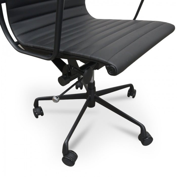 PU Leather Office Chair - Full Black - Notbrand