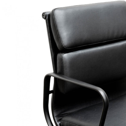 Pad Management PU Leather Boardroom Chair in Black - Black Frame - Notbrand